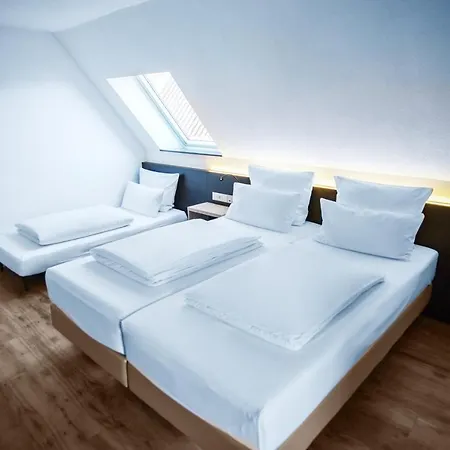 U7 3* Metzingen (Tubingen)