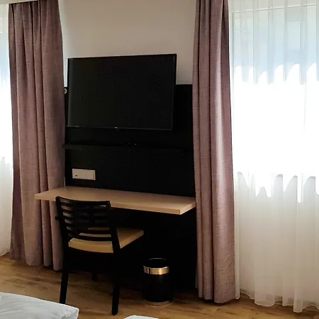 U7 3* Metzingen (Tubingen)