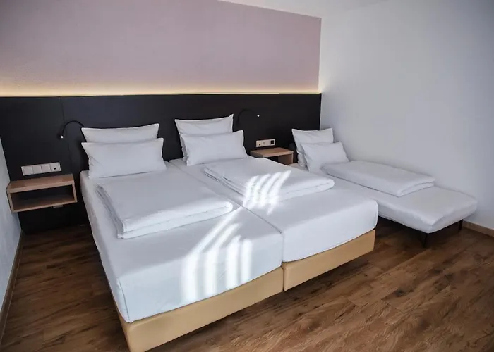 U7 3* Metzingen (Tubingen)