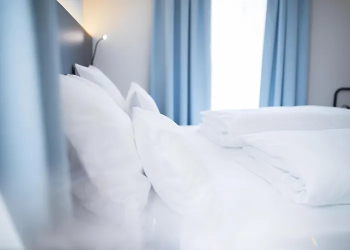 U7 Bed & Breakfast 3*